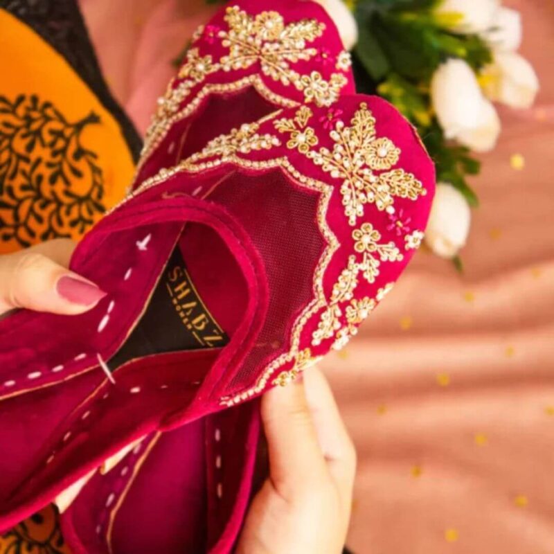 Sayonee Velvet Khussa & Backless Jutti - Image 2